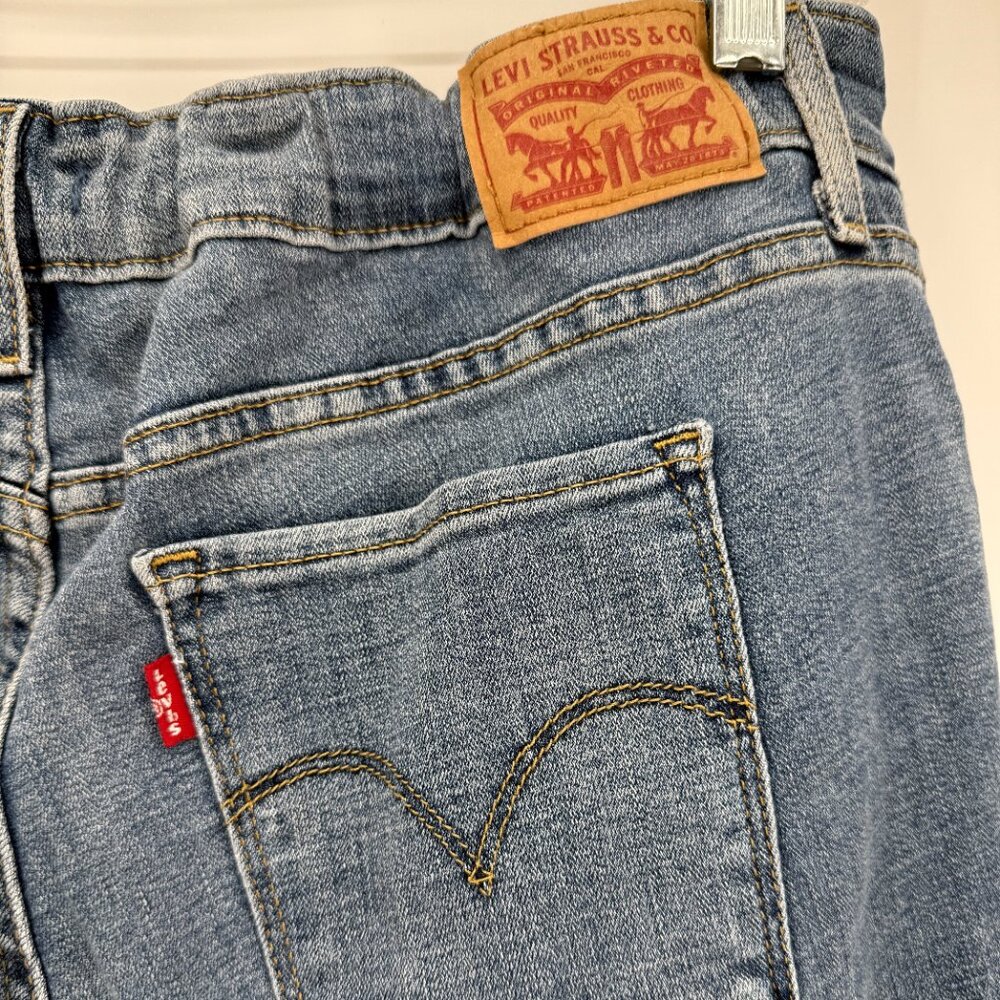 Levi's Medium Indigo Zip Fly Straight Skinny Leg Stretch Denim (Elastic Waist) - Picture 7 of 14